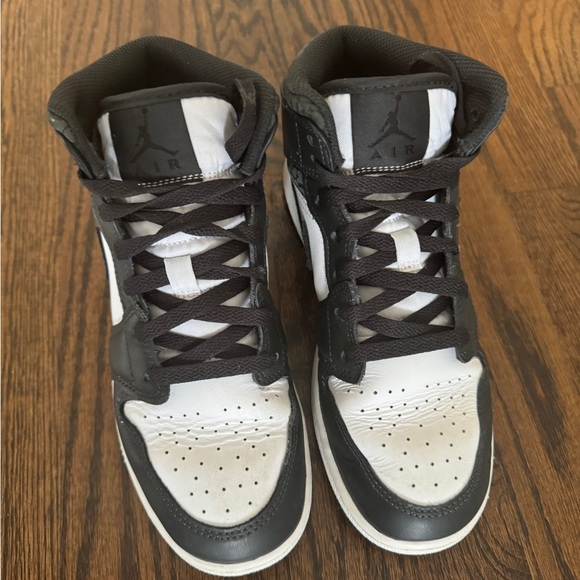 Nike - Jordan 1 Mid SE - Big Kids - Panda Elephant - Picture 4 of 9